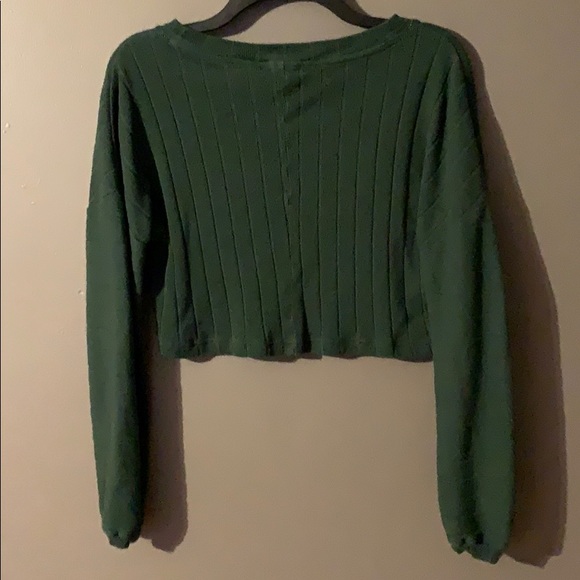 Forever 21 green crop top size small - Picture 2 of 2